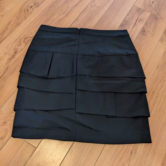 Club Monaco dress skirt - Picture 2 of 4